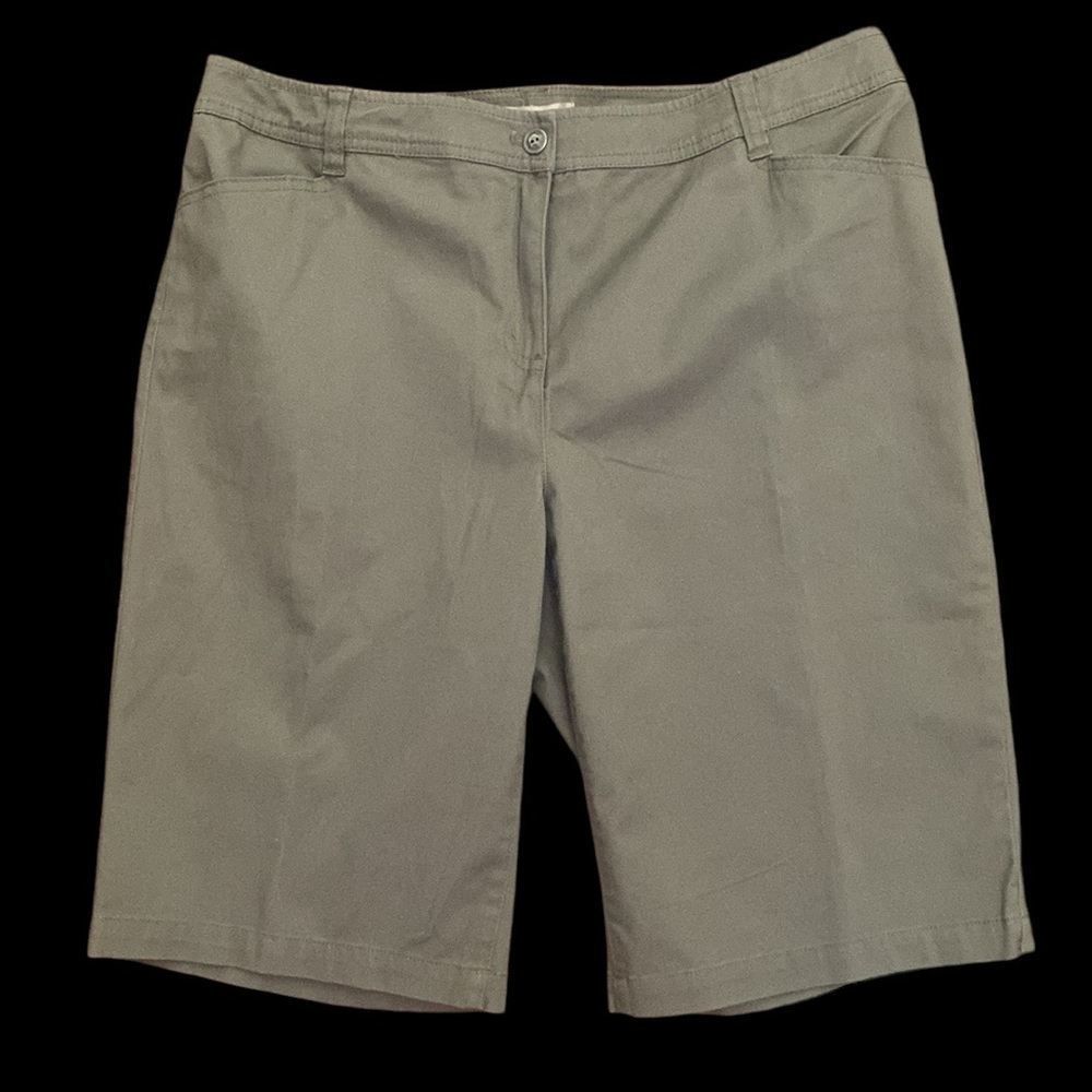 Chico’s Women’s Bermuda Shorts - Picture 10 of 10